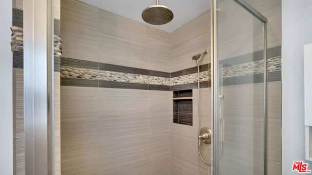 3104 Military Avenue, Los Angeles, CA 90034