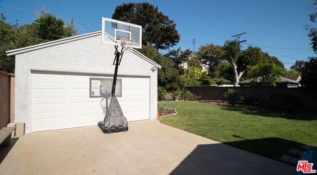 3104 Military Avenue, Los Angeles, CA 90034