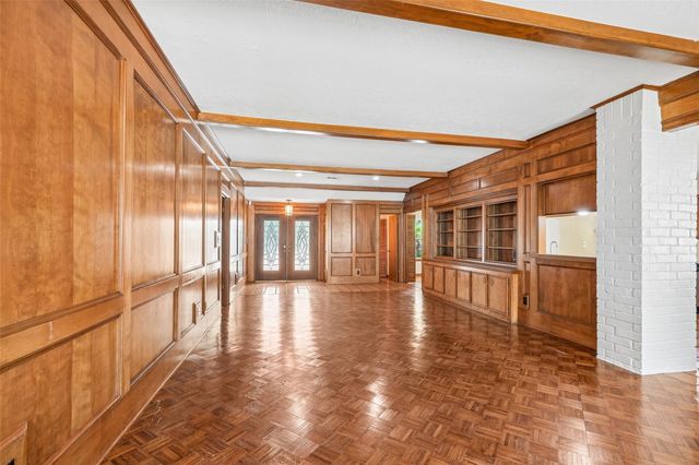 2275 Woodland Springs Street, Houston, TX 77077