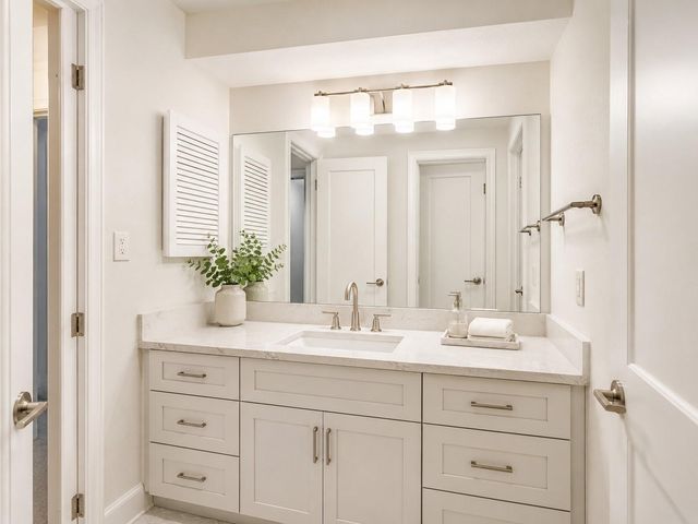 2275 Woodland Springs Street, Houston, TX 77077