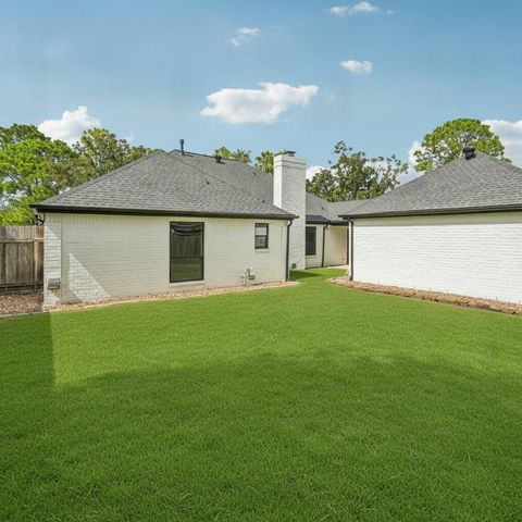 2275 Woodland Springs Street, Houston, TX 77077