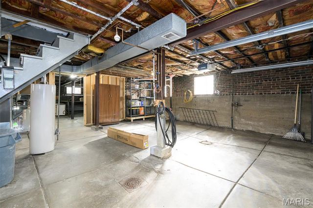 6443 Alabama Avenue, St Louis, MO 63111