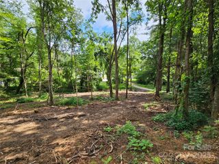 000 Dolan Road 1, Waynesville, NC 28786