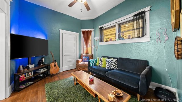 2103 E Elm Street, New Albany, IN 47150