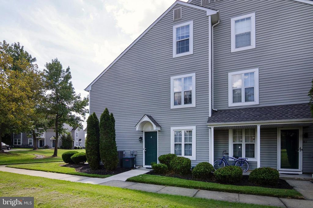 515 SHETLAND CT, SEWELL, NJ 08080 — exterior