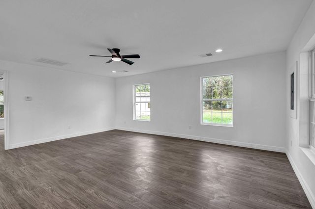 1332 Montgomery Street, La Marque, TX 77568