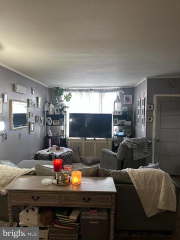 632 WATKINS ST, Philadelphia, PA 19148