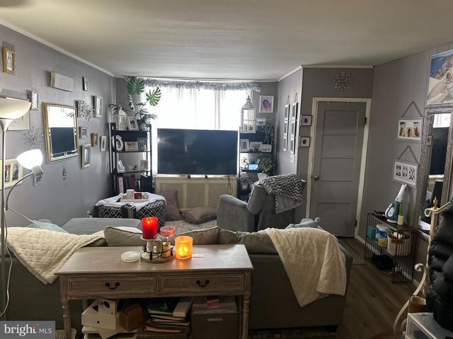 632 WATKINS ST, Philadelphia, PA 19148