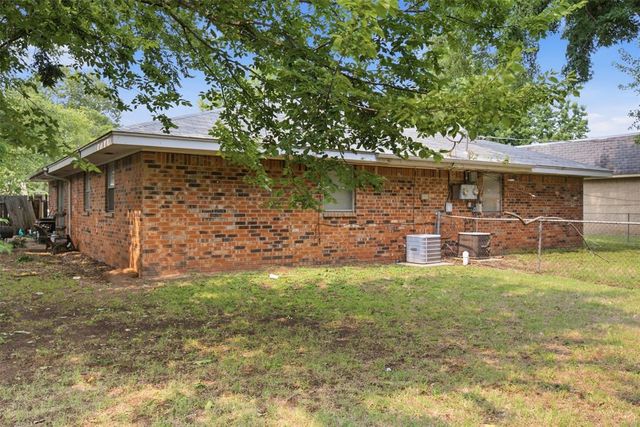 2240 Donna Drive 2238 and 2240, Norman, OK 73071