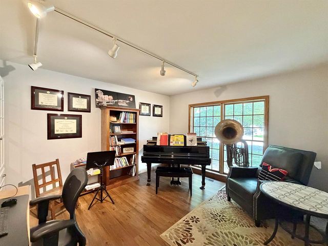 605 Cambridge Drive, Janesville, WI 53548