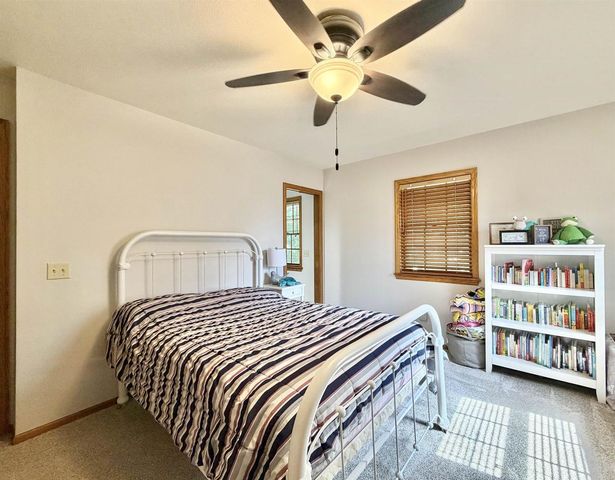 605 Cambridge Drive, Janesville, WI 53548