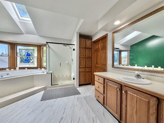 605 Cambridge Drive, Janesville, WI 53548