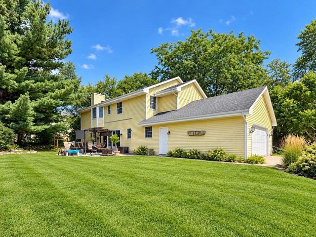 605 Cambridge Drive, Janesville, WI 53548