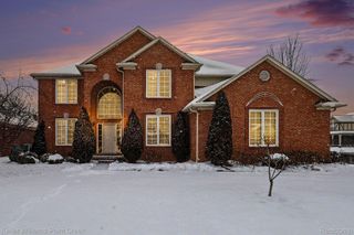 19573 Potomac Drive, Macomb Township, MI 48044