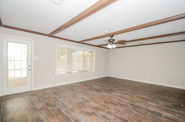 6014 Lattimer Drive, Houston, TX 77035