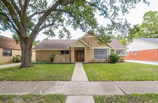 6014 Lattimer Drive, Houston, TX 77035