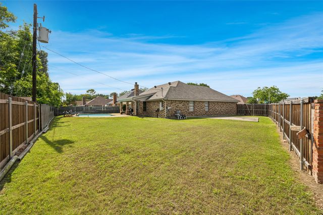 7320 Wesley Court, North Richland Hills, TX 76180