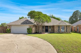 7320 Wesley Court, North Richland Hills, TX 76180