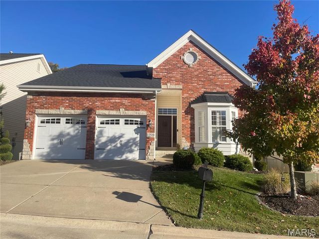12519 New Woodland Court, St Louis, MO 63146