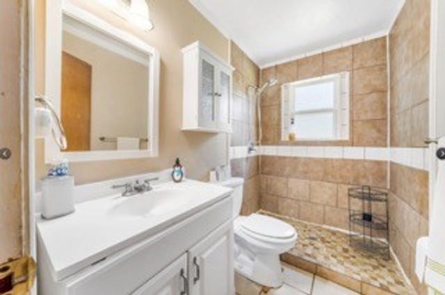 2221 Varsity Drive, Grand Prairie, TX 75051