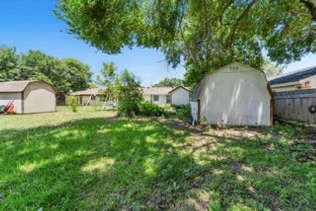 2221 Varsity Drive, Grand Prairie, TX 75051