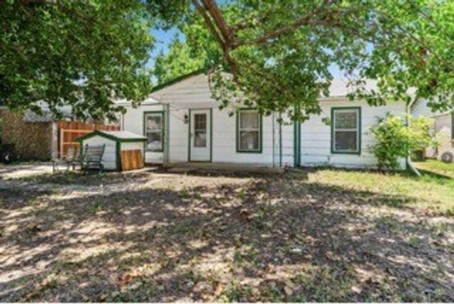 2221 Varsity Drive, Grand Prairie, TX 75051