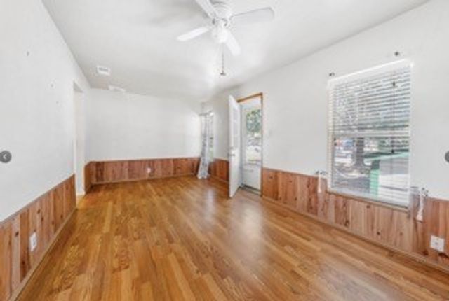 2221 Varsity Drive, Grand Prairie, TX 75051