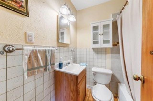 2221 Varsity Drive, Grand Prairie, TX 75051