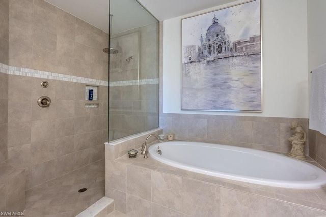 16444 Carrara WAY 101, Naples, FL 34110