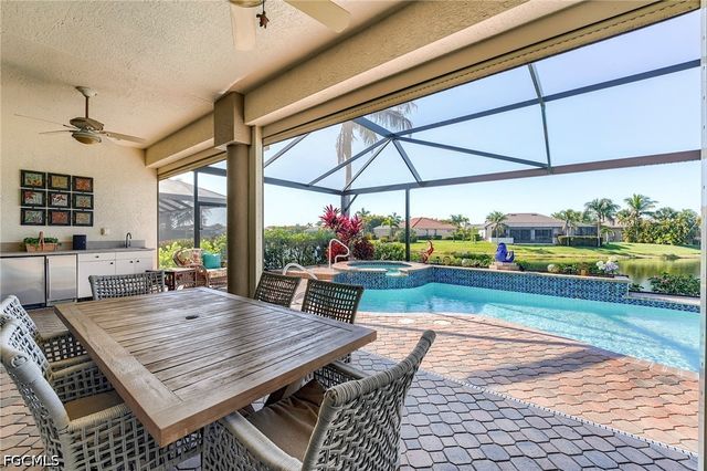 8555 Southwind Bay CIR, Fort Myers, FL 33908