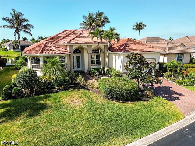 8555 Southwind Bay CIR, Fort Myers, FL 33908
