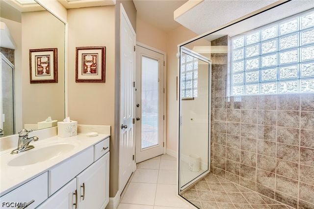 8555 Southwind Bay CIR, Fort Myers, FL 33908