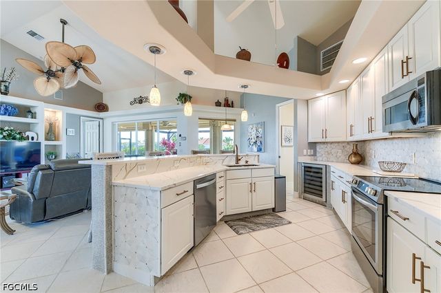 8555 Southwind Bay CIR, Fort Myers, FL 33908