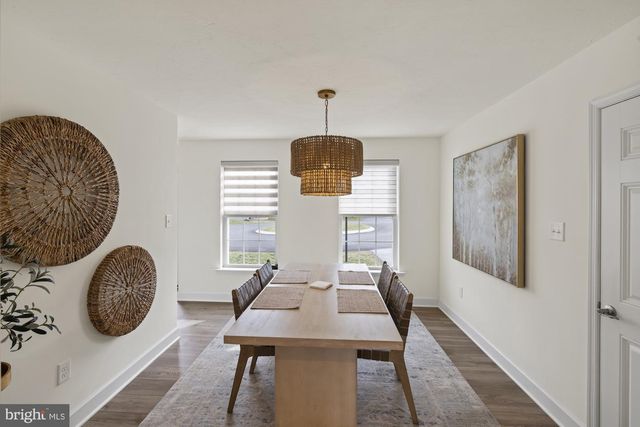 8 NIGHTHAWK CT, Gettysburg, PA 17325