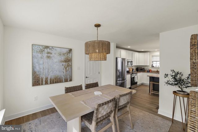 8 NIGHTHAWK CT, Gettysburg, PA 17325