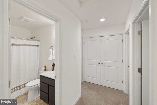 8 NIGHTHAWK CT, Gettysburg, PA 17325