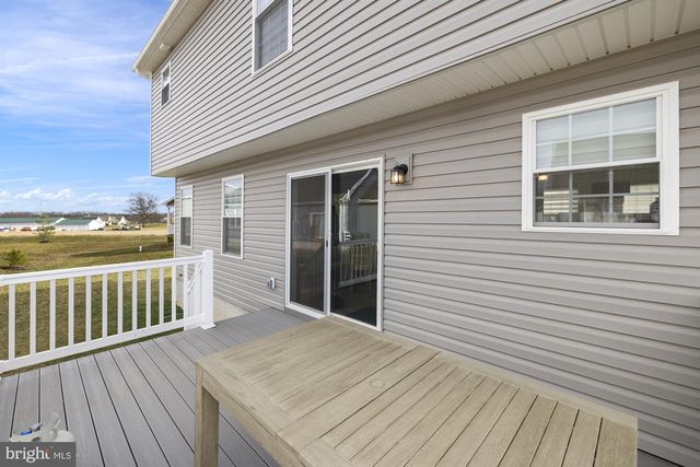 8 NIGHTHAWK CT, Gettysburg, PA 17325