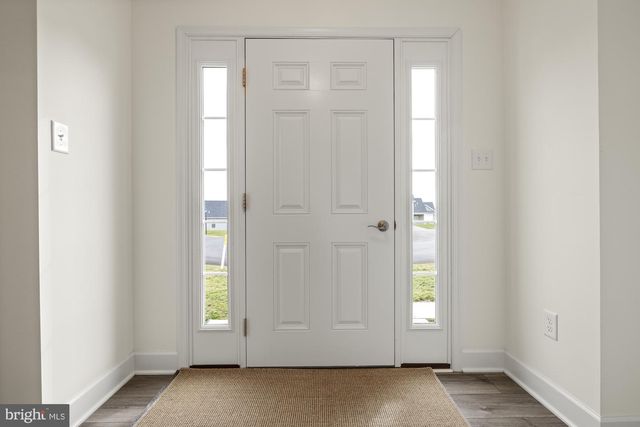 8 NIGHTHAWK CT, Gettysburg, PA 17325