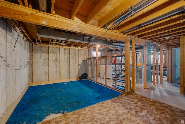 4416 W 5855 S, Taylorsville, UT 84118