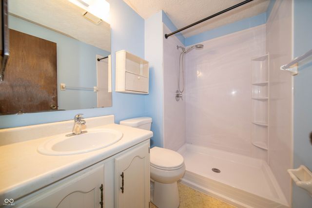 8108 N Payne Road, Indianapolis, IN 46268