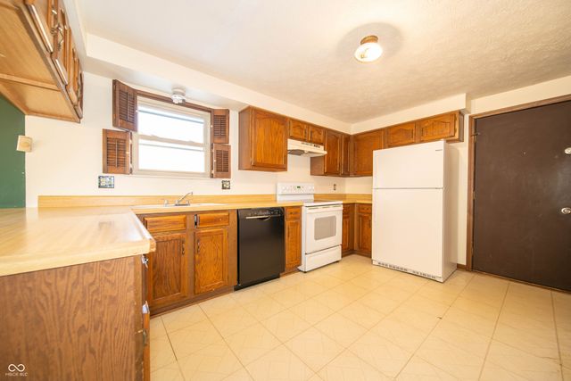 8108 N Payne Road, Indianapolis, IN 46268