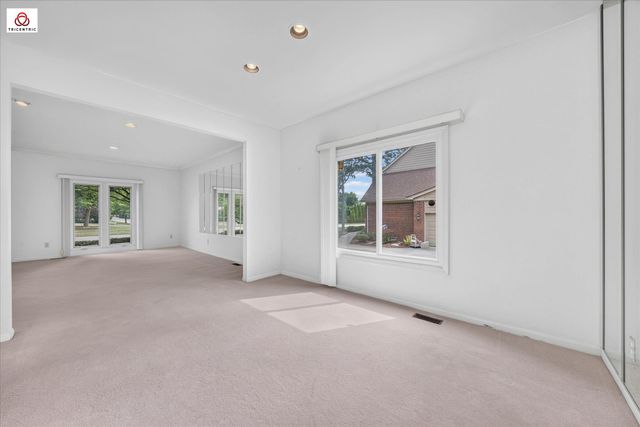 1431 Provincial Drive, Troy, MI 48084