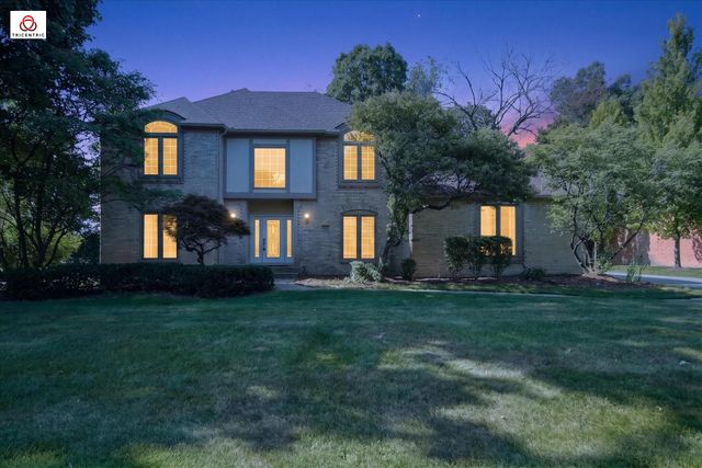 1431 Provincial Drive, Troy, MI 48084