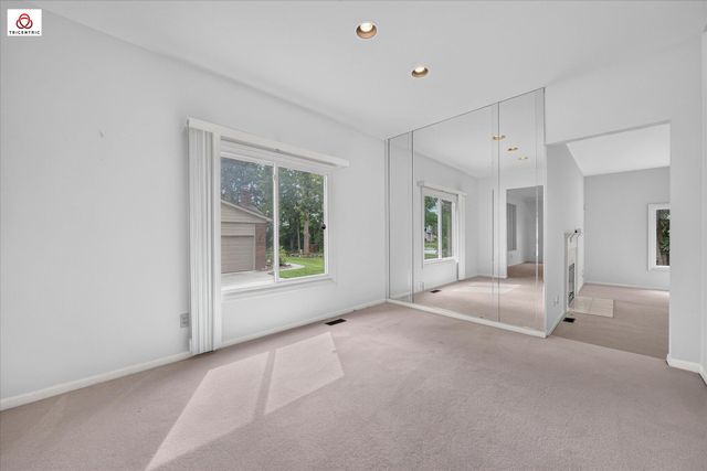 1431 Provincial Drive, Troy, MI 48084