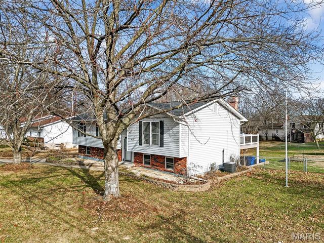 804 Meyer Road, Wentzville, MO 63385