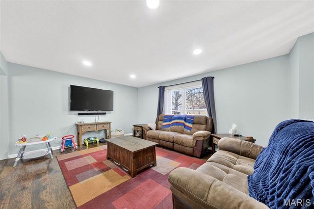 804 Meyer Road, Wentzville, MO 63385