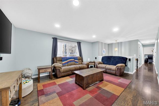 804 Meyer Road, Wentzville, MO 63385