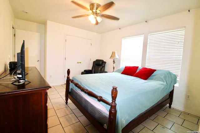 8335 Sweet Maiden st, San Antonio, TX 78242