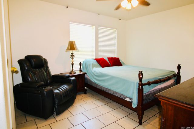 8335 Sweet Maiden st, San Antonio, TX 78242