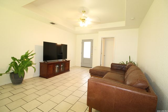 8335 Sweet Maiden st, San Antonio, TX 78242